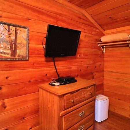 Mountain Cabin 2B Jacuzzi #10 Helen Exterior foto